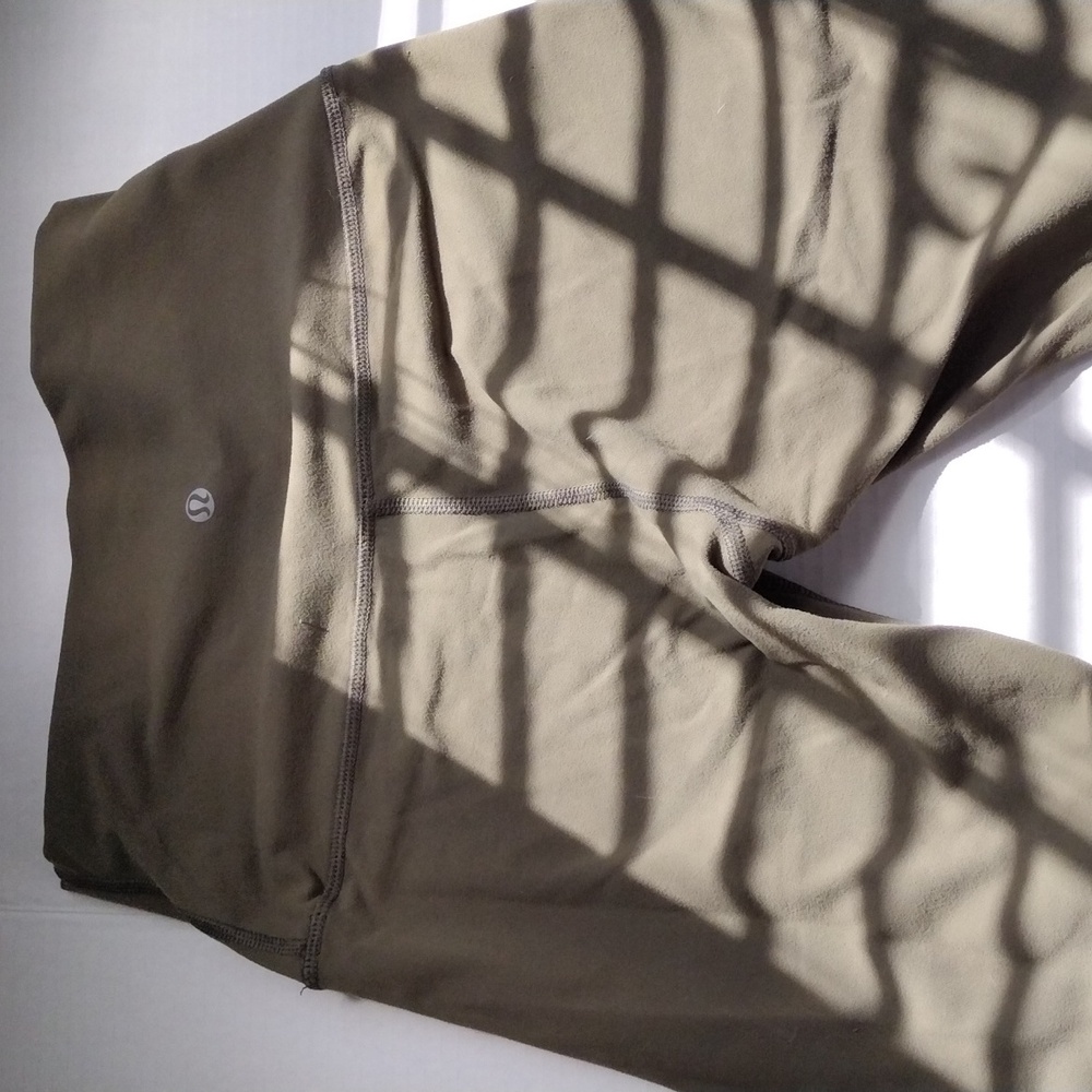 Lululemon Olive Green High-Waisted Leggings S
